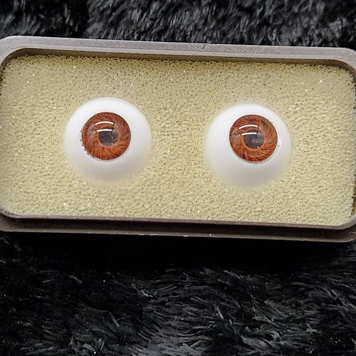14mm Glass Doll Eyes Brown With Box Vintage