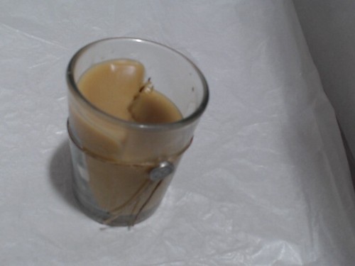 UsedVeryGood_VOTIVO 6.8oz Aromatic Soy Blend Highly Fragranced Hom_Cream_Sz6 8oz - Picture 2 of 2