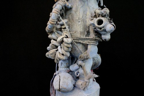 Art Africain - Superbe Fétiche de Protection Fon à Cadenas sur Socle - 43 Cms - Picture 12 of 17