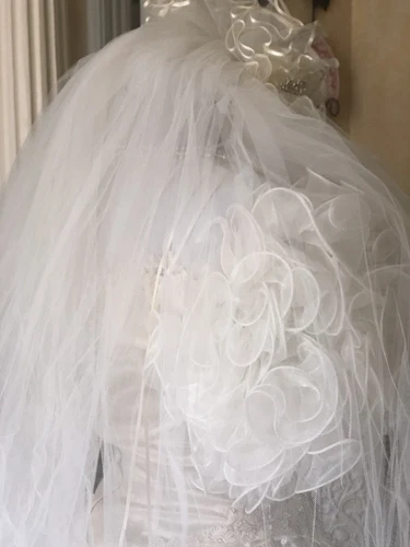 Braut leuchtende Brautkleider Kathedrale mit langer Plissee Sweep Schleppe Satin - Bild 18 von 23