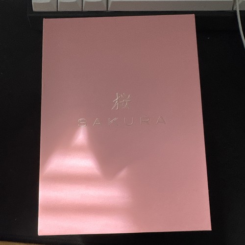 FinalMouse UltralightX Sakura Gaming Mouse ULX IN HAND MEDIUM - Picture 1 of 4