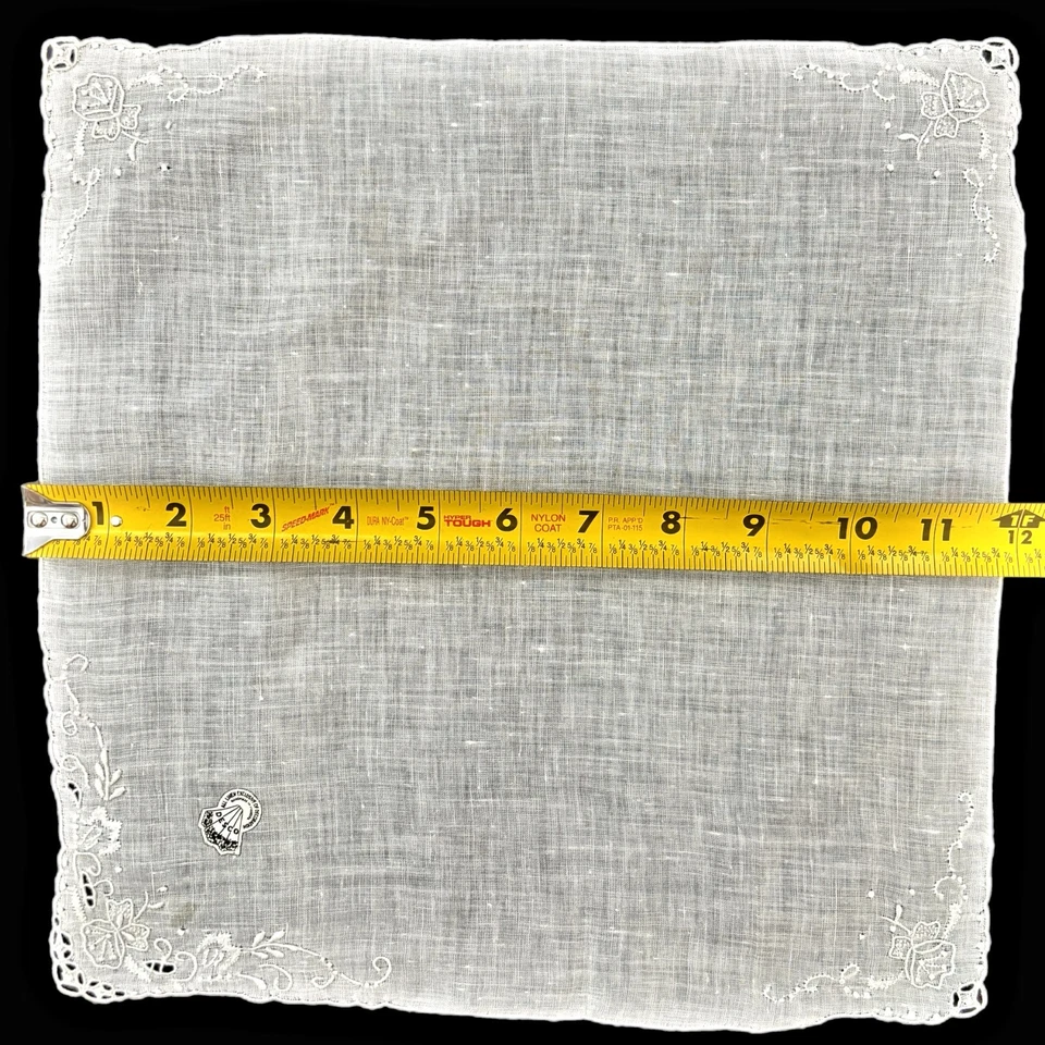 Pañuelo bordado de lino reliquia de dama de honor Madeira boda casa núcleo Foto 3 de 4