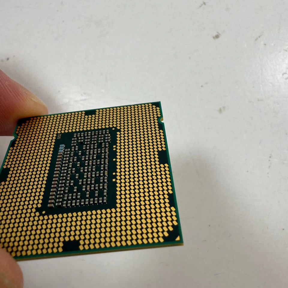 Intel Core i5-2500K 3.3GHz Quad-Core CPU Processor SR008 LGA1155 Socket - Image 4 of 4
