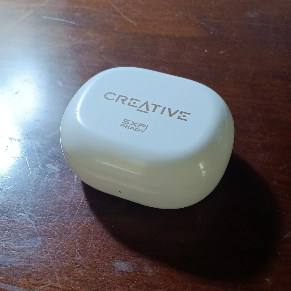 NWT Creative Zen Air True Wireless Earbuds Sweatproof Noise Cancellation SXFI - Image 3 of 4