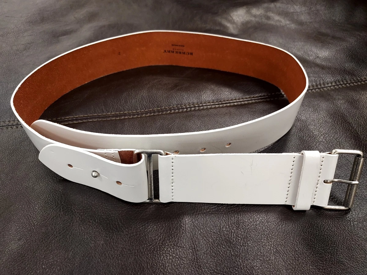 Burberry medium women’s belt Reversible Leather TB Belt in Black/tan/gold - Women  main image 2