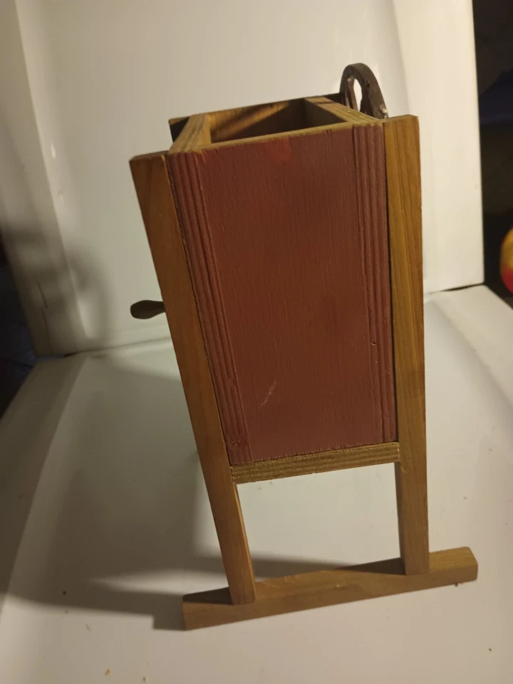 Reproduction of vintage corn sheller display piece very rare 9.5 x6.5" - Image 2 of 4