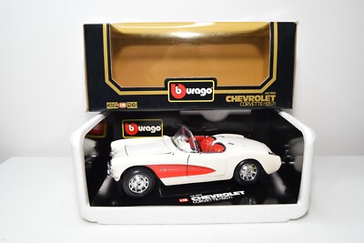 B39 1:18 BBURAGO BURAGO 3024 CHEVROLET CORVETTE 1957 WHITE WITH RED NMIB