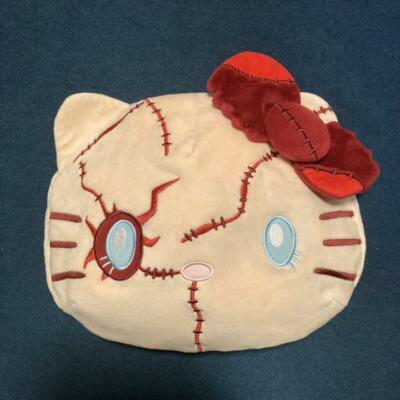 HELLO KITTY CHUCKY KINDERSPIEL Wendekissen Sanrio 2019 UNIVERSAL STUDIOS