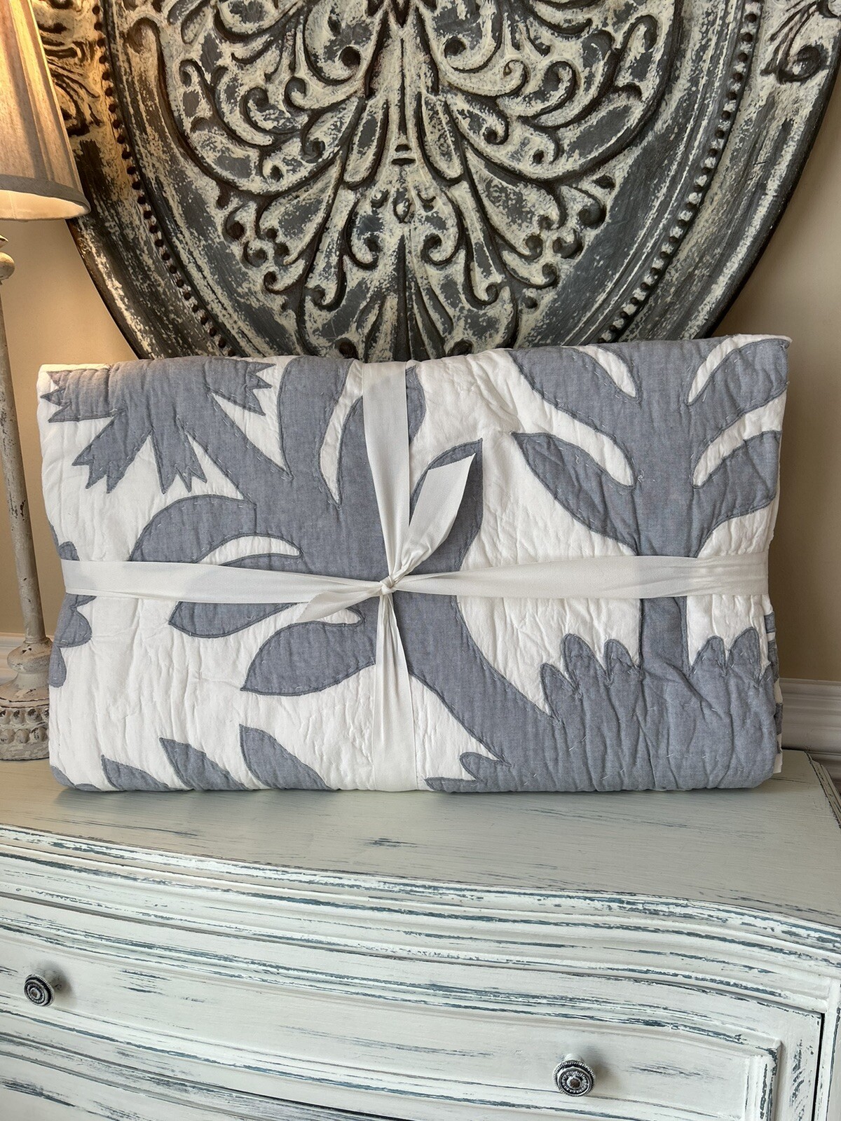 Pottery Barn Lilo Handcrafted Cotton FULL/QUEEN Quilt Chambray NWOT OB