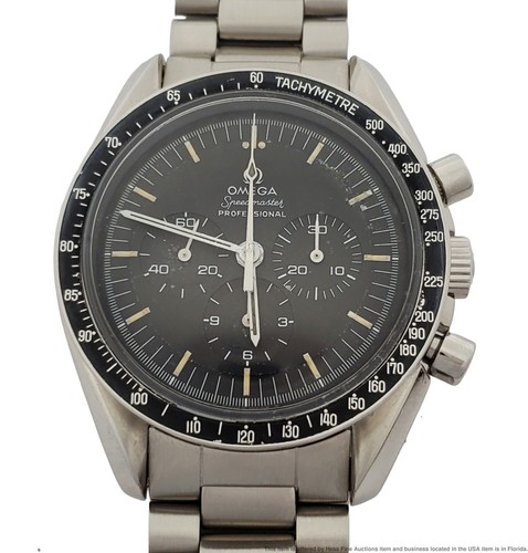 Scarce Vintage Omega Straight Line Speedmaster Chronograph 145.022 69