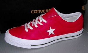 casino red converse