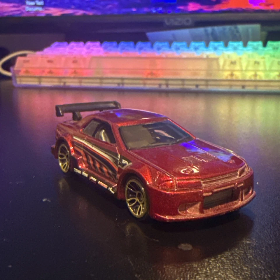 Hot Wheels rojo Nissan Skyline importación 2001 Foto 4 de 4