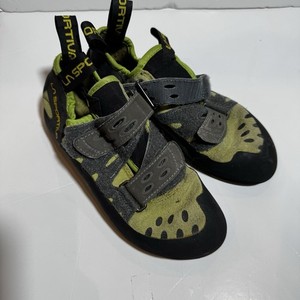 La Sportiva Tarantula Rock Indoor Climbing Shoes Men 7 Women 9 EU 39.5 Athletic