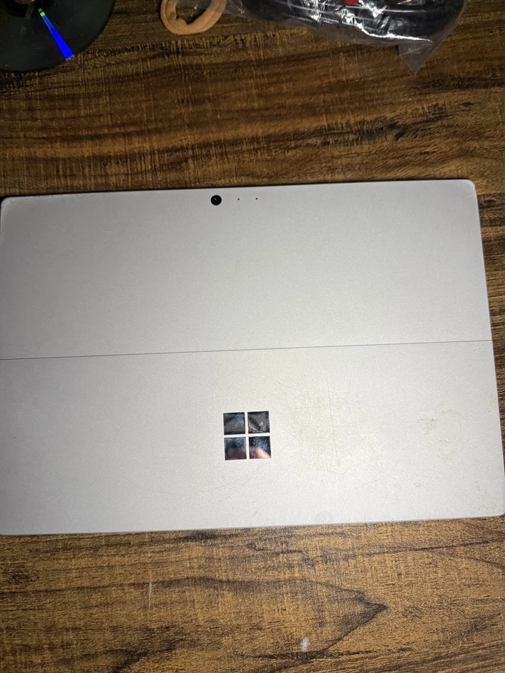 Microsoft поверхность Pro 5 1796 i5-7300U 4GB 128GB SSD Win10 Pro 2-в-1 - хорошо - Изображение 3 из 3