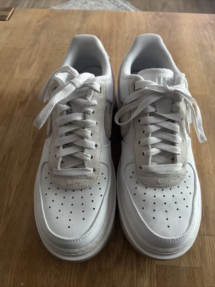 Nike Air Force 1 Luxe, Foto 2 von 5
