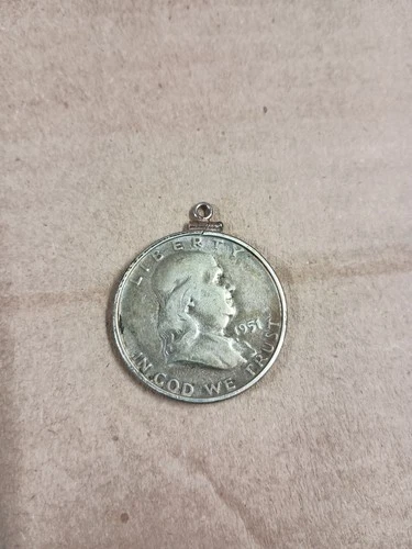 1951 USA Franklin Half Dollar - see disc./pics