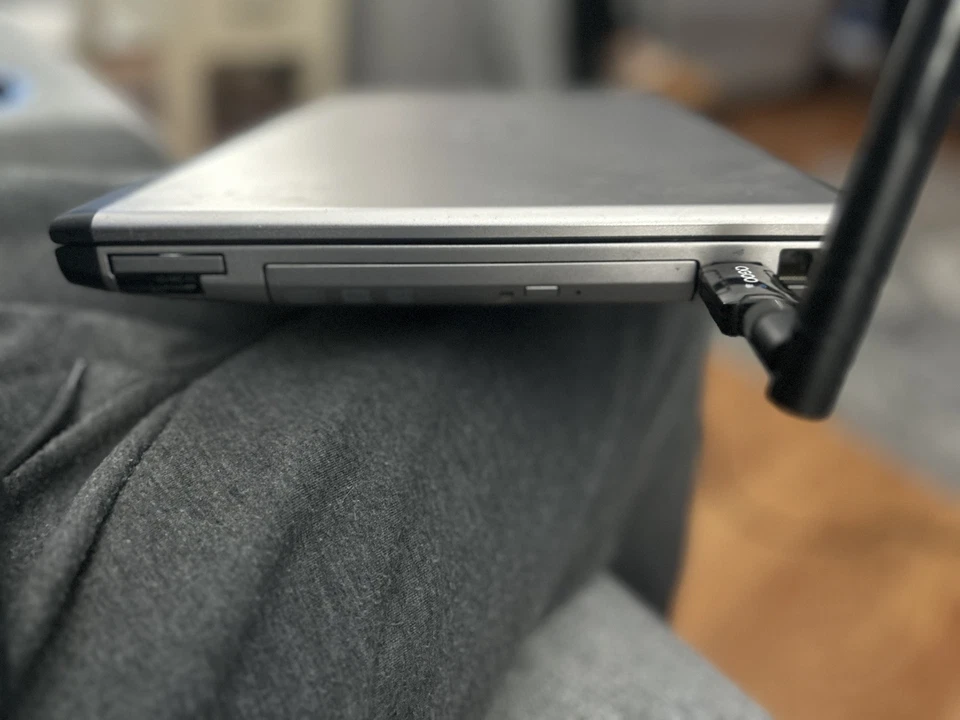 Laptop Dell Foto 2 de 4