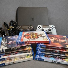 PS4 Slim 500gb- 2 Controllers- 10 Games