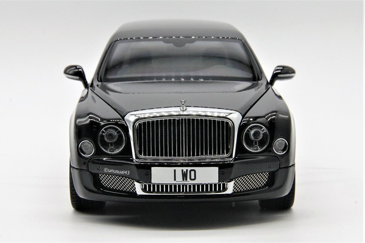 1/18 Almost Real Bentley Muslanne Grand Limousine Onyx / MR 1/18 Almost Real Bentley Muslanne Grand Limousine Onyx / MR