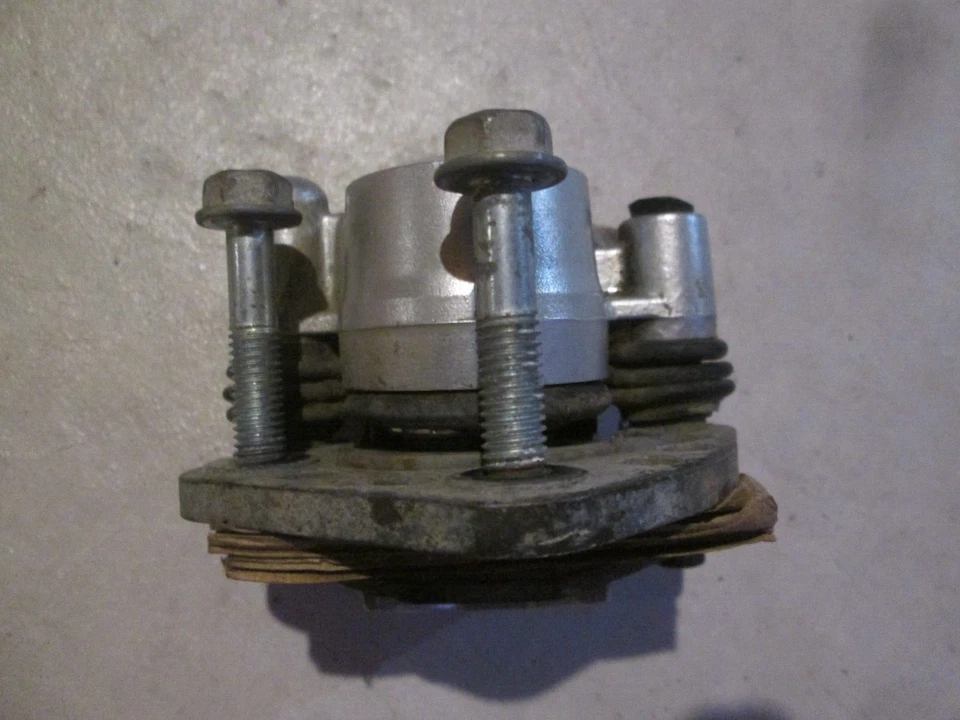 Conjunto de pinza delantera Kawasaki 1992-1993 KX80 / KX80 RUEDA GRANDE 43041-1441 Foto 4 de 4