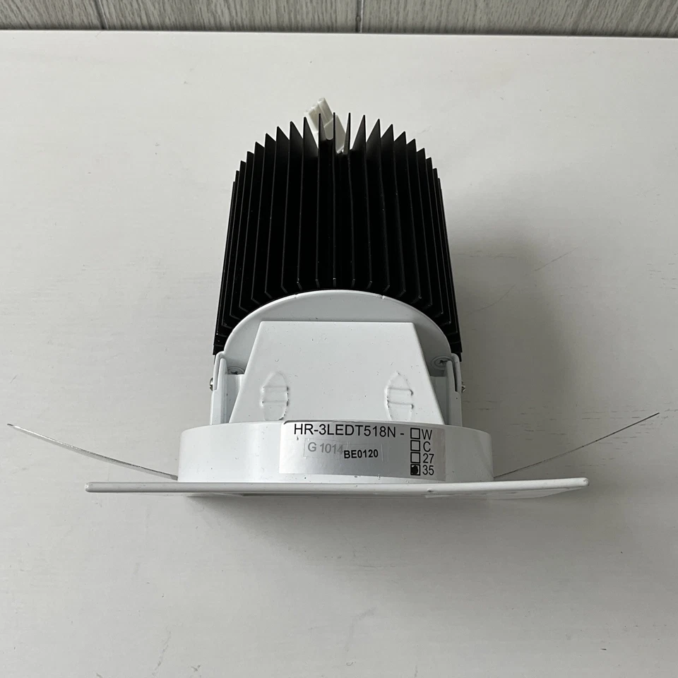 WAC Lighting HR-3LED-T518N-35 - LED 3-Inch Open Square Trim White Tested - Image 2 of 4