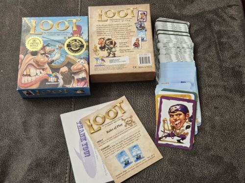 "Loot" The Plundering Pirate Card Game by GameWright (2005) - Complete! Ages 10+