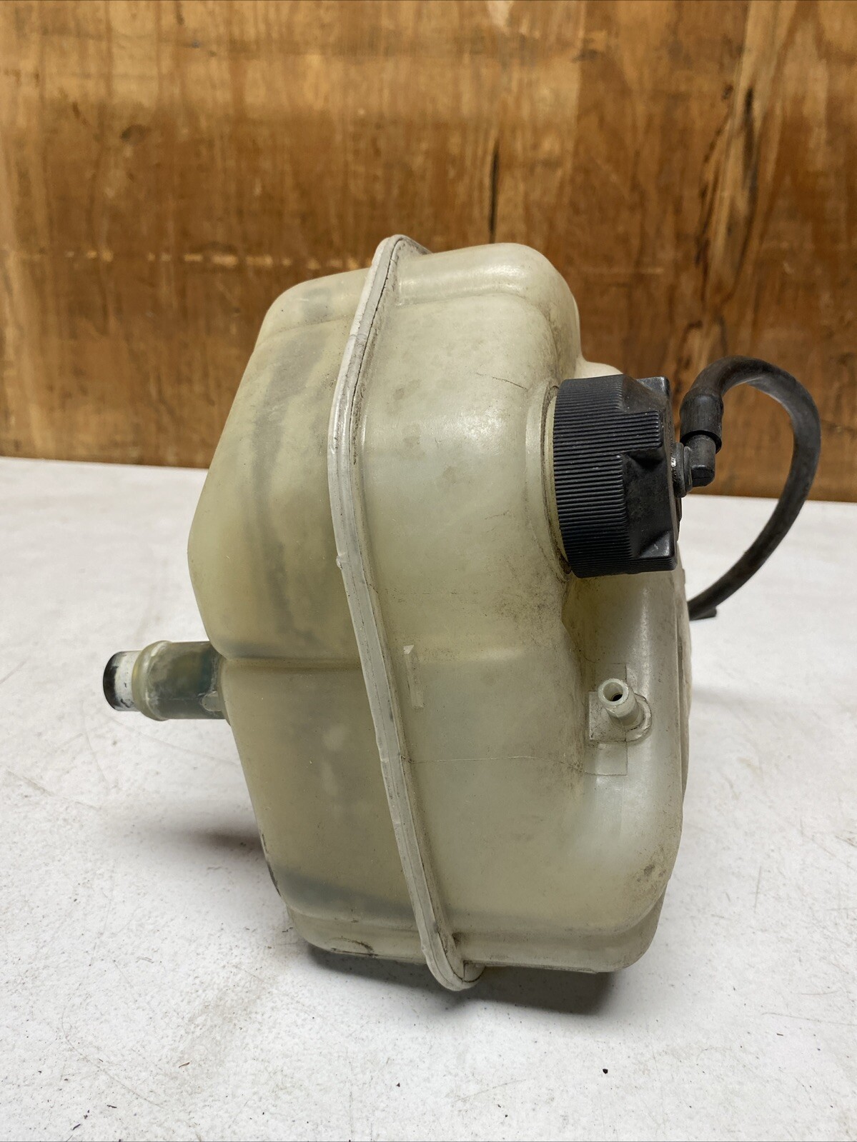 2003 Maserati coupe coolant expansion tank