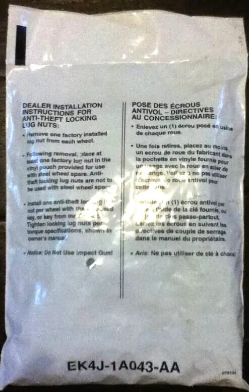 OEM 2023 FORD Transit, Transit T150 T250 T350 Wheel Lock Kit  EK4J-1A043-AA Foto 2 de 2