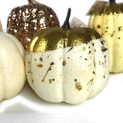Lote de 5 piezas de decoración de Acción de Gracias Harvest Pumpkins dorado blanco roto brillo otoño - Imagen 2 de 8