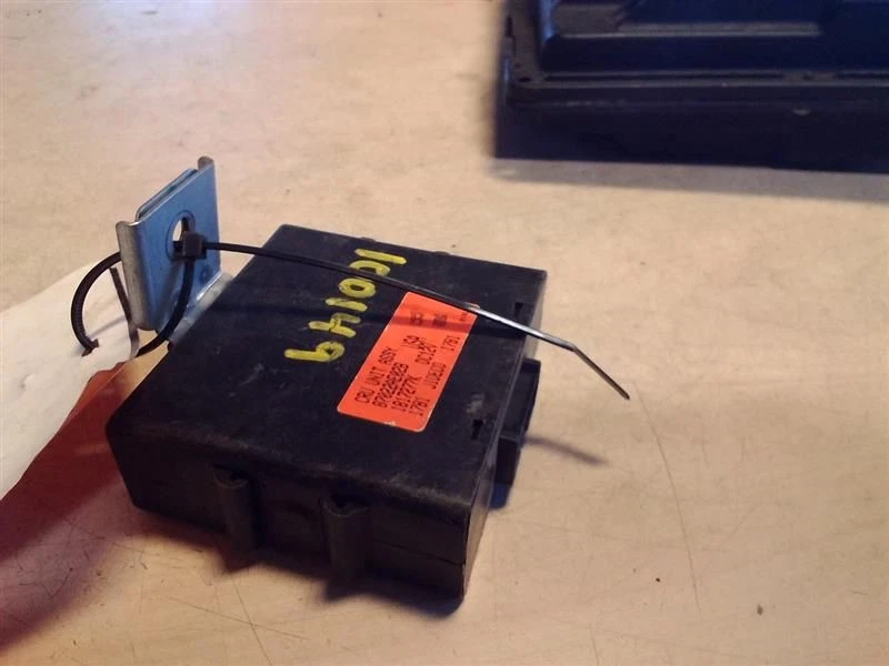 Шасси ECM круиз-контроль правая приборная панель подходит для 03-06 BAJA 187442 - Изображение 3 из 4