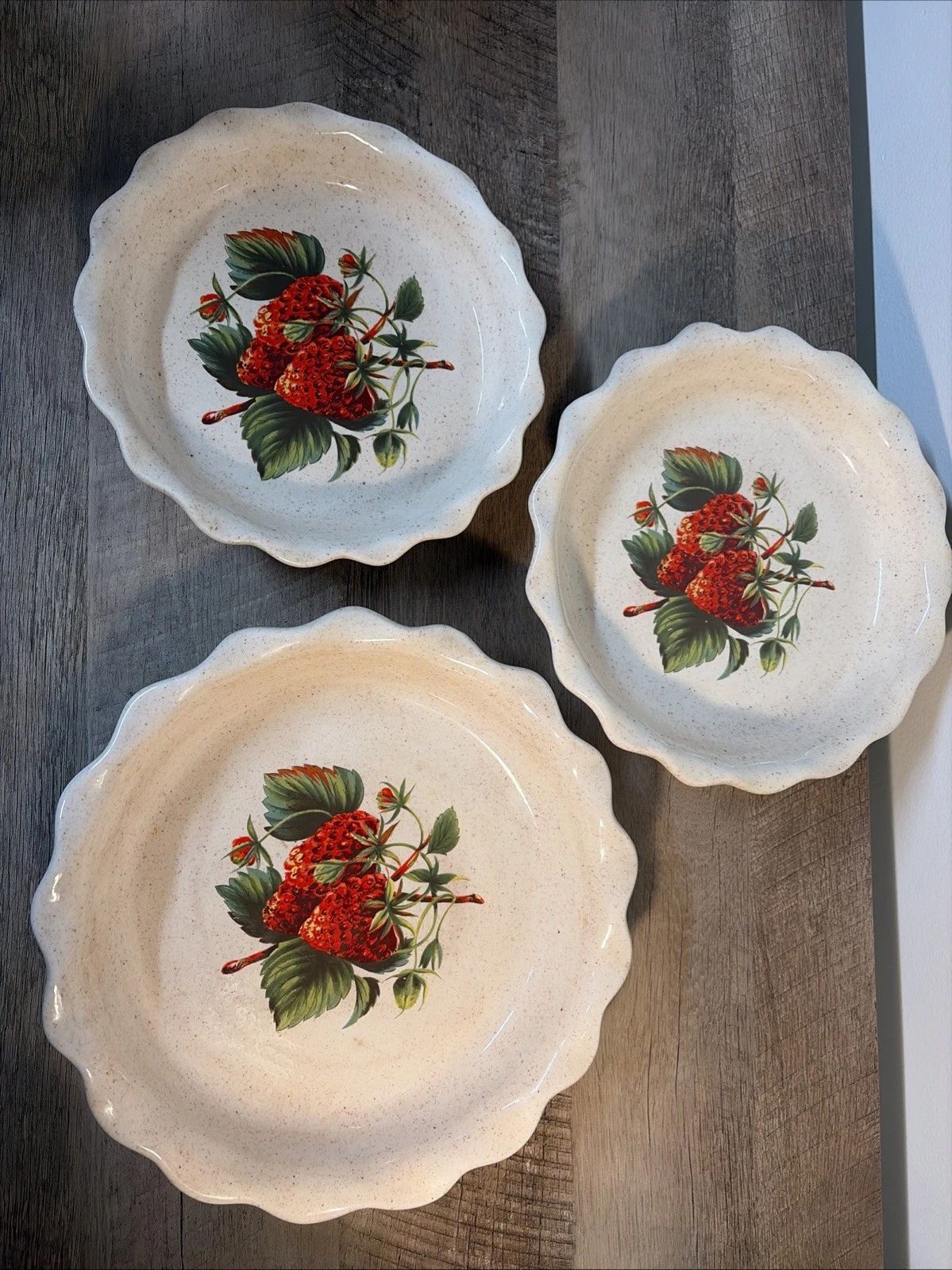 3 Piece Strawberry Design Stoneware Quiche Tart Pie Baking Dish Plate