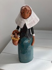folkart clay pottery maiden height 21cm