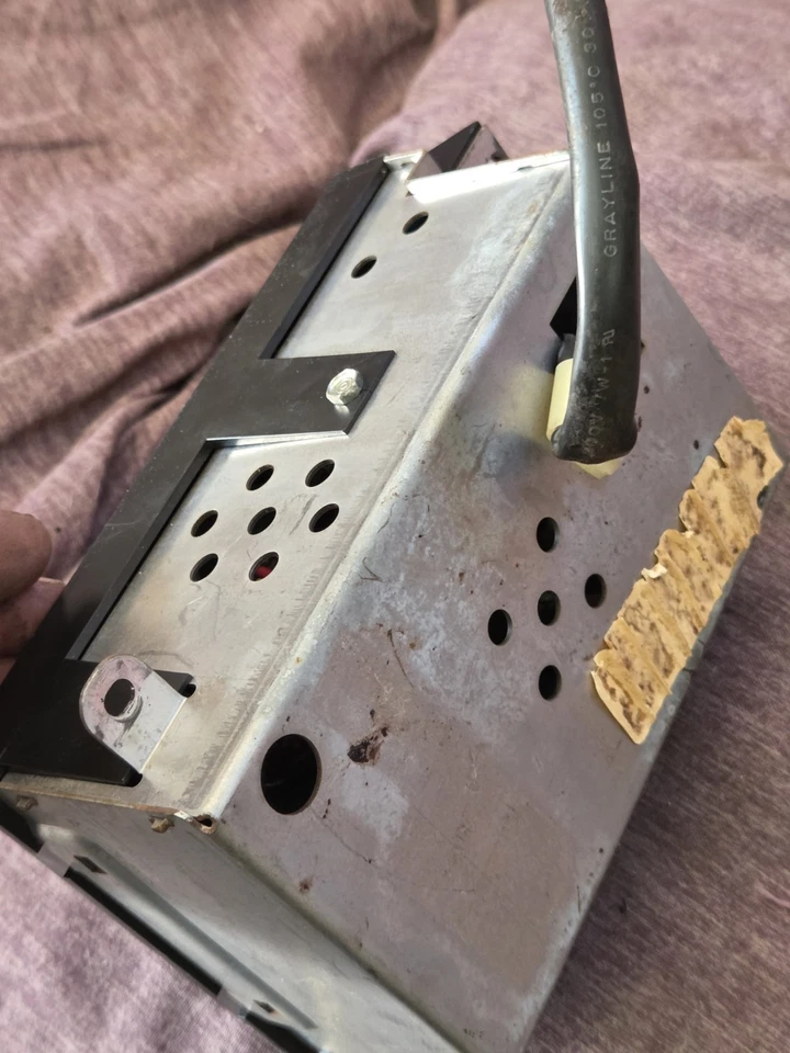 GMC Sierra K1500 1988 radio audio panel de control unidad principal Foto 3 de 4