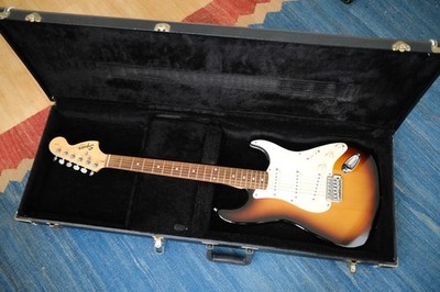 Squier Strat Affinity mit Häussel Blues Pick Ups