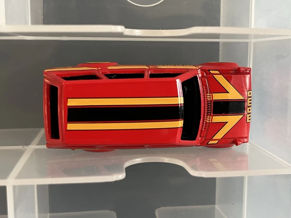 Hot Wheels Datsun 510 Bluebird Wagon - MOMO - ERROR suelto - ¡Sin ventanas! Foto 4 de 4