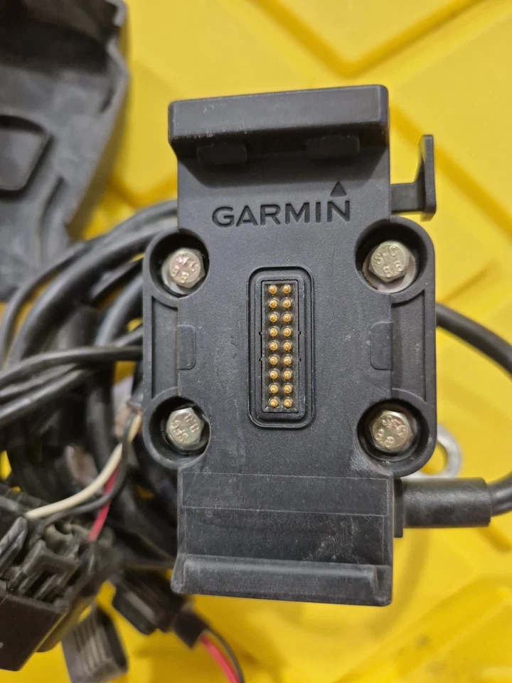 12-19 Can Am Spyder Roadster RT Limited GARMIN GPS Navigation Unit Bracket Charg - Image 2 of 4