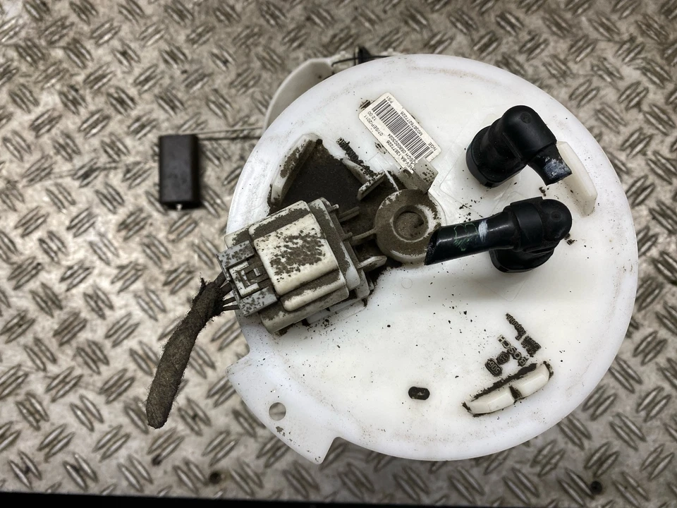 90608 Pompa carburante Opel Insignia A Sports Tourer (G09) 13577226 - Immagine 2 di 4