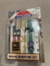 Heroclix Indoor Adventure Kit NEW Wizkids Mar...