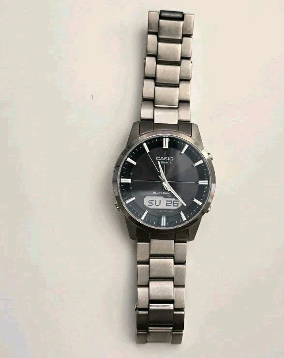 Casio Wave Ceptor LCW-M170TD Dark Grey Titanium – Seconds Hand STOPPED - Image 2 of 4