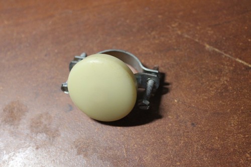 VINTAGE CAR OR TRACTOR STEERING WHEEL MOUNT HORN BUTTON