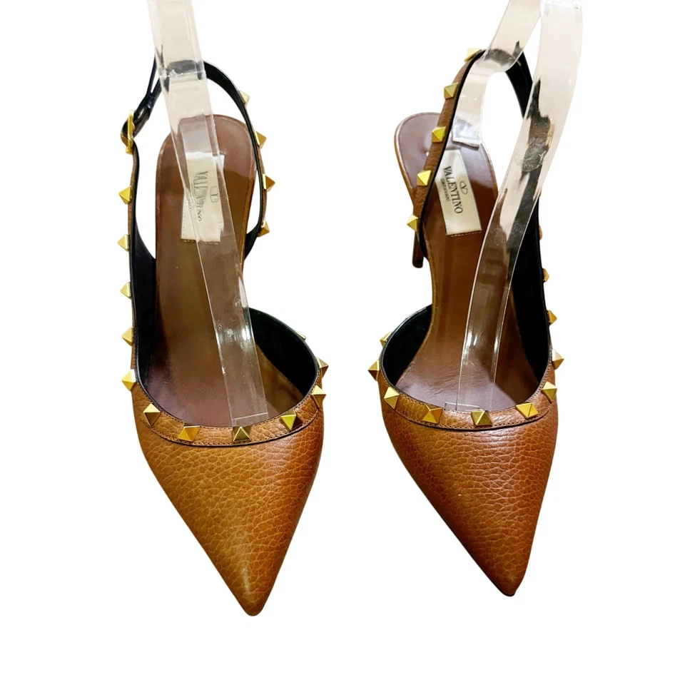 Valentino Garavani Rockstud Slingback Heels Brown Leather Gold Stud Pumps 39.5 - Image 2 of 4