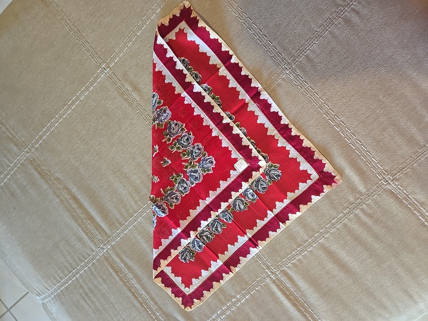 Abraham & Straus Vintage Scarf Floral Red New with Original Price Tag! 