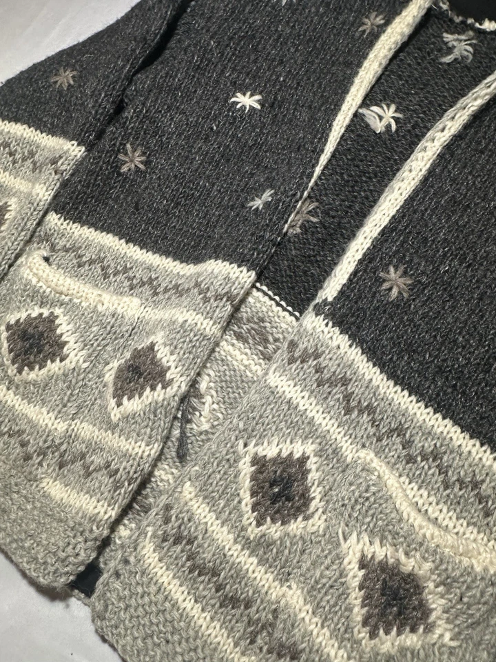 Chaqueta con Capucha 100% Lana De Colección Para Mujer Talla Mediana Nepal Pesada Abierta Nórdica Gruesa Foto 4 de 4