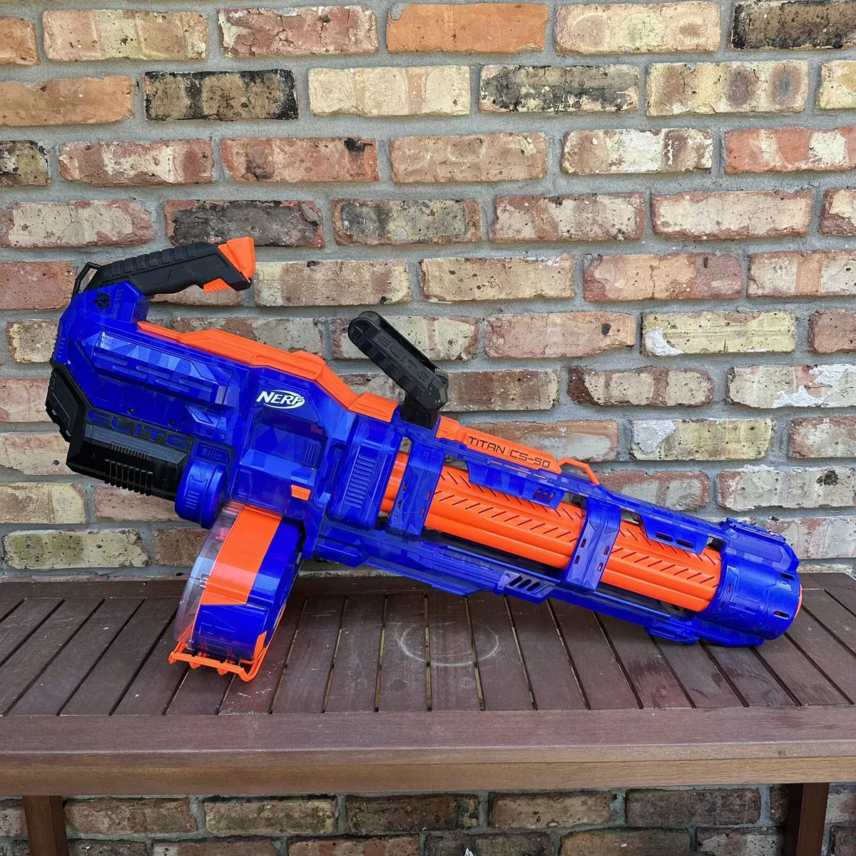 REVIEW] Nerf Elite Titan CS-50