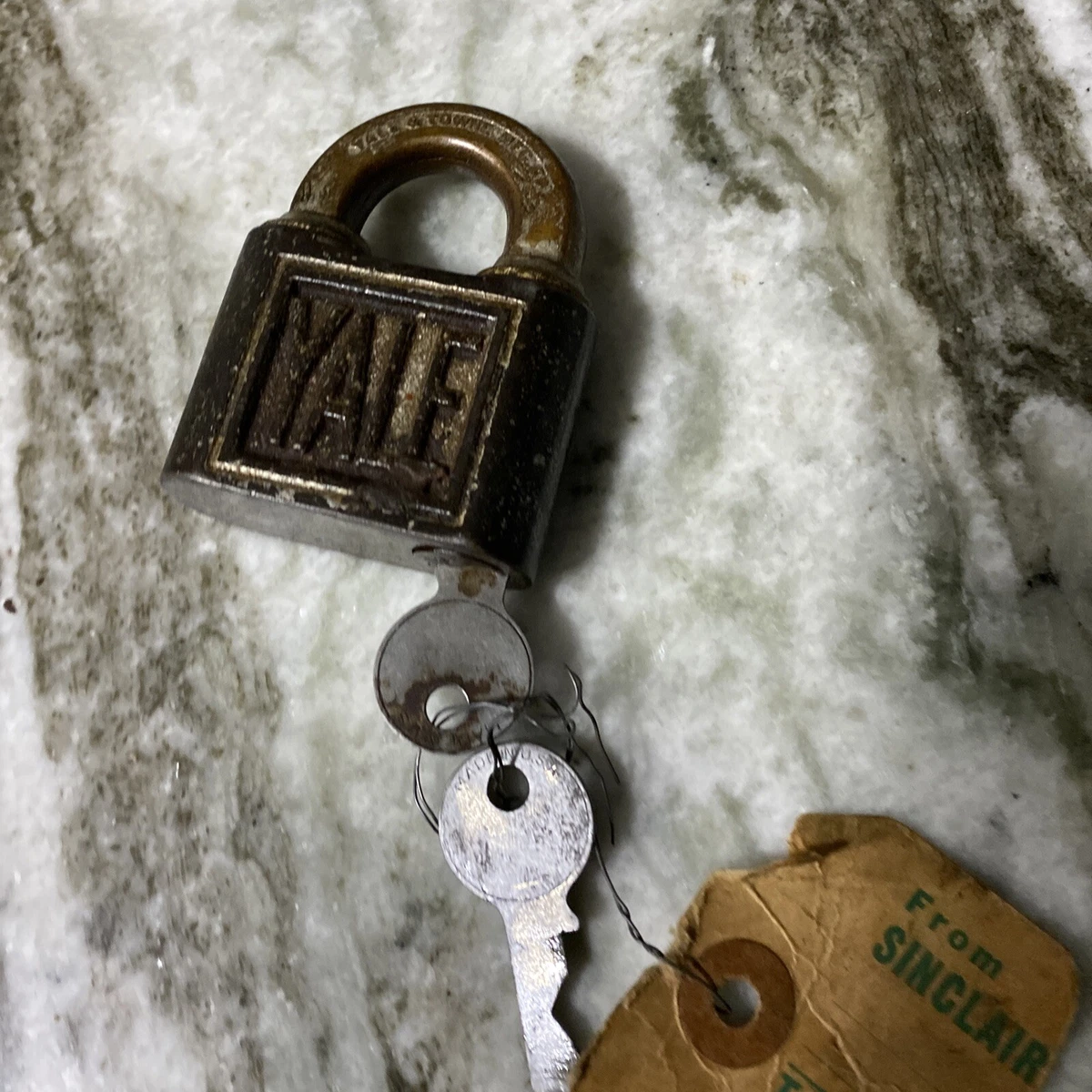 Antique Yale Padlock Pin Tumbler Push Key Old PTPK Lock With Key Works