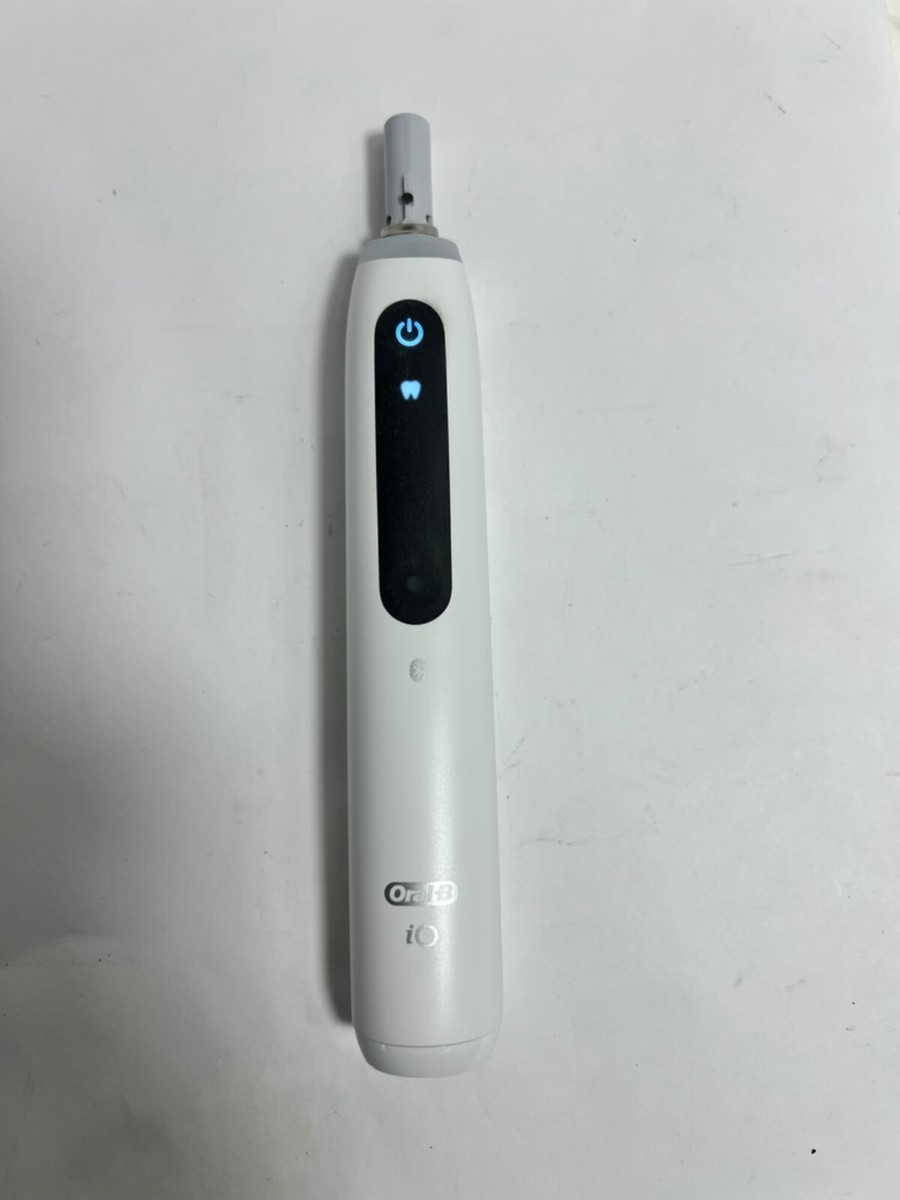 Oral-B iO Series 5 White HANDLE ONLY 3776 💯% Tested & Works