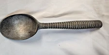 VINTAGE ICE CREAM SCOOPER SCOOP CAST ALUMINUM RIBBED HANDLE METAL Taiwan