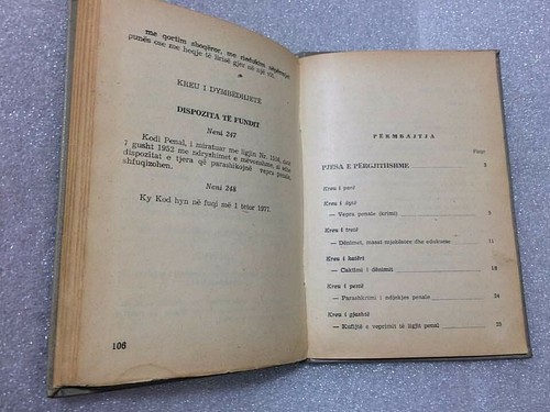 old 2 albanian small books-Enver Hoxha-communism time-KODI PENAL-KODI RRUGOR-RAR - Picture 7 of 20
