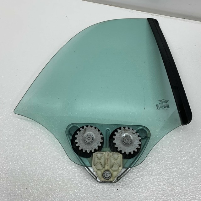 20052008 OEM Mini Cooper Convertible R52 Passenger Rear Quarter Glass