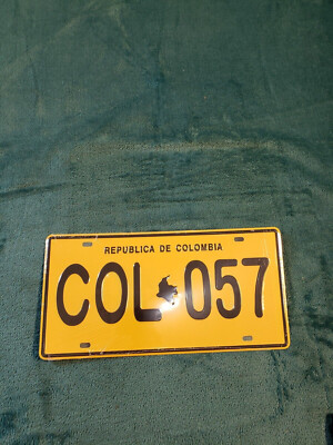 Colombia License Plate Republica De Colombia Yellow License Plate Placa COL 057